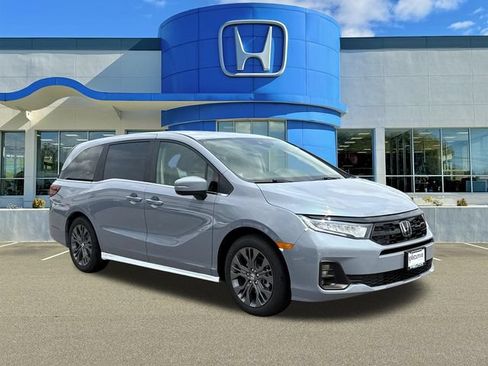 New 2026 Honda Odyssey Touring image 1