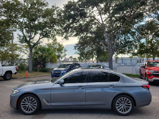 Used 2021 BMW 530i RWD image 10