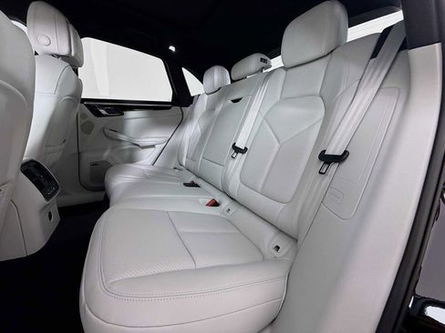 New 2026 Porsche Macan Turbo AWD/4WD image 23