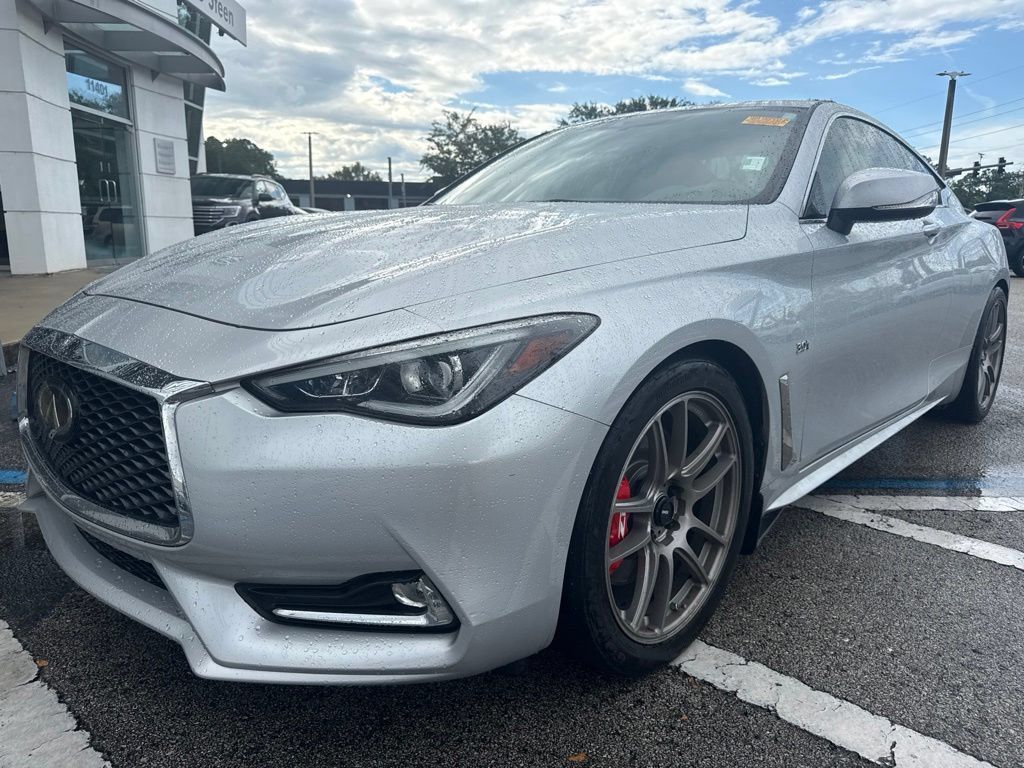 Used 2019 INFINITI Q60 3.0t Luxe w/ Cargo Package RWD image 30