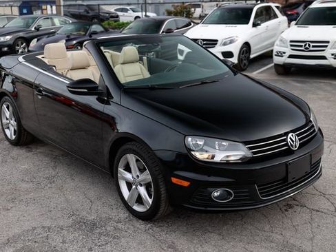 Used 2012 Volkswagen Eos Executive image 19