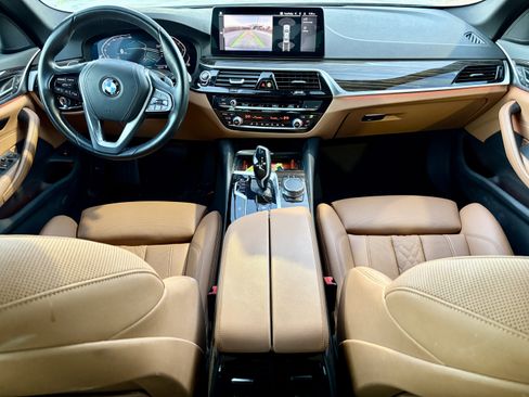 Used 2021 BMW 530i w/ Convenience Package image 22