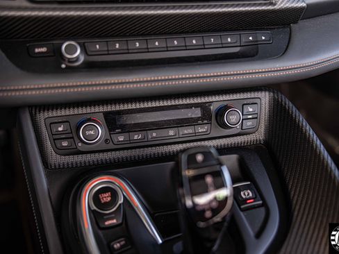 Used 2019 BMW i8 Roadster image 28