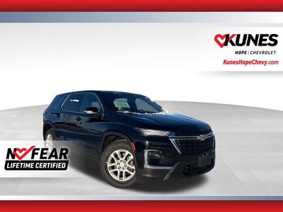 Used 2023 Chevrolet Traverse LS