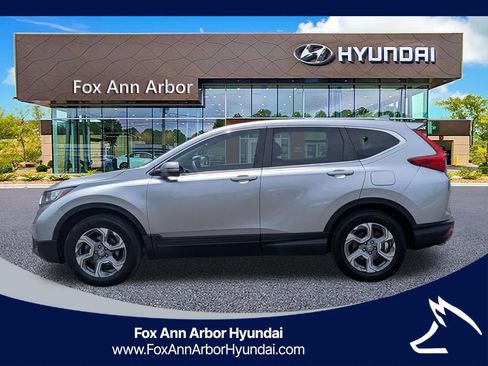 Used 2018 Honda CR-V EX image 2