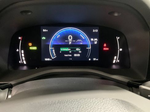 Used 2026 Toyota Camry SE FWD image 20
