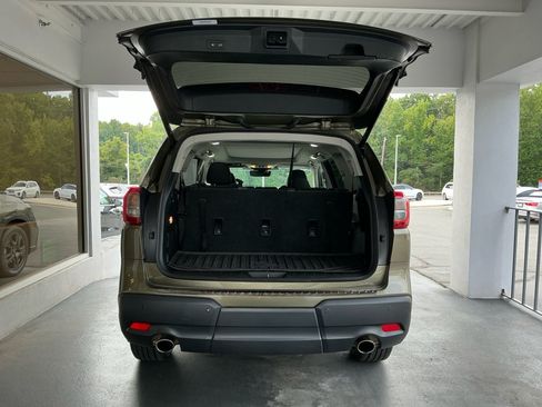 Certified 2024 Subaru Ascent Onyx Edition Limited w/ Popular Package Onyx AWD/4WD image 19