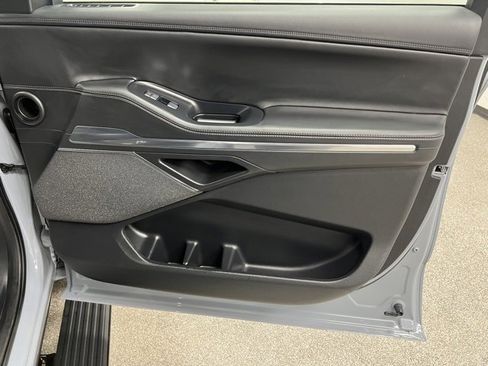 Used 2025 Lincoln Navigator L Reserve image 62