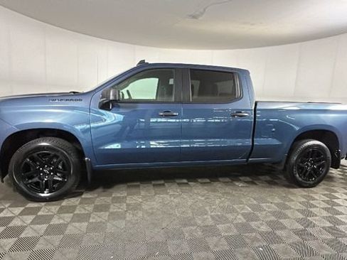 Used 2024 Chevrolet Silverado 1500 Custom w/ LPO, Dark Essentials Package AWD/4WD image 5