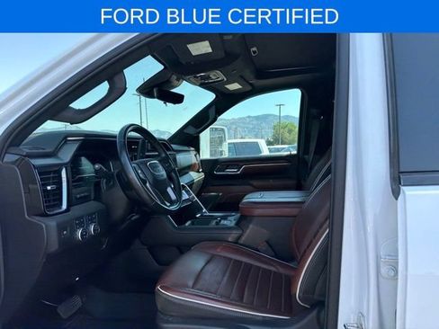Used 2024 GMC Sierra 3500 Denali Ultimate AWD/4WD image 19