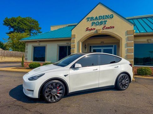 Used 2020 Tesla Model Y Performance AWD/4WD image 24