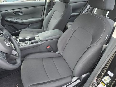 Used 2025 Nissan Sentra S FWD image 17
