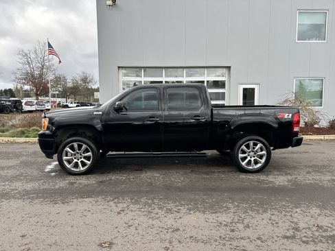 Used 2013 GMC Sierra 1500 SLE image 2