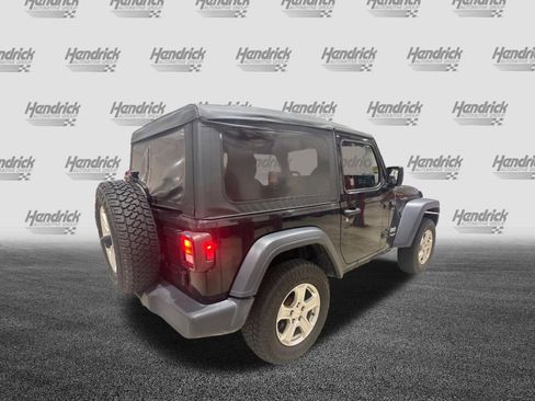 Used 2020 Jeep Wrangler Sport AWD/4WD image 9