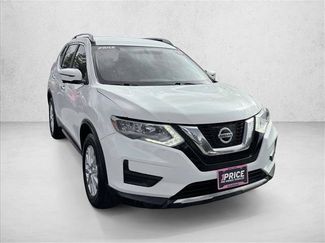 Used 2017 Nissan Rogue SV w/ SV Premium Package AWD/4WD video 3
