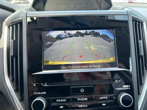 Used 2023 Subaru Crosstrek 2.0i Premium image 19