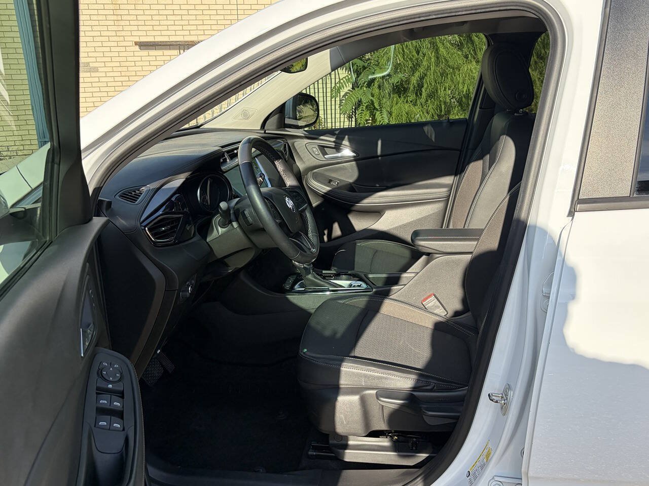 Used 2021 Buick Encore GX Preferred FWD image 24