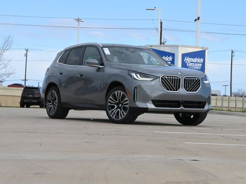 New 2026 BMW X3 xDrive30i w/ Convenience Package AWD/4WD image 2