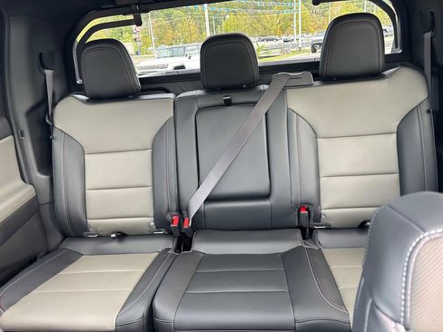 New 2026 Chevrolet Silverado EV Trail Boss w/ Premium Package image 34