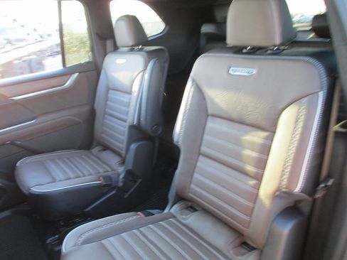 New 2026 GMC Acadia Denali Ultimate image 12