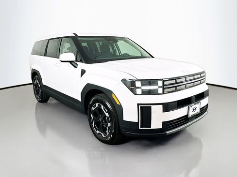 New 2026 Hyundai Santa Fe SE image 3