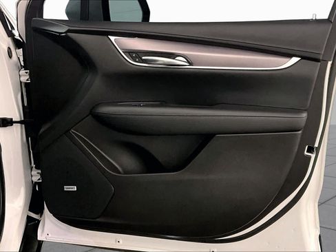 Certified 2022 Cadillac XT5 Luxury FWD image 22