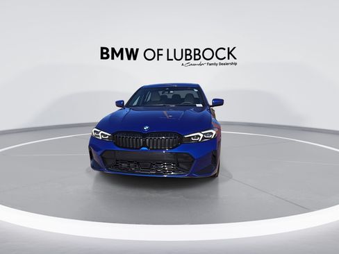 Used 2026 BMW 330i Sedan w/ M Sport Package RWD image 3