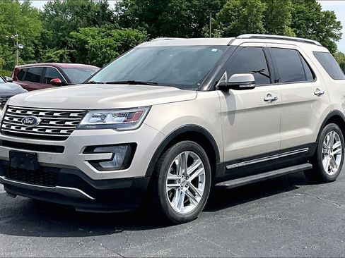 Used 2017 Ford Explorer Limited FWD image 8