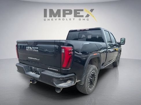 Used 2024 GMC Sierra 2500 Denali Ultimate AWD/4WD image 4