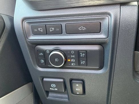 Used 2022 Ford F150 Lariat w/ Equipment Group 502A High AWD/4WD image 16