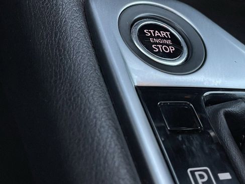 Used 2024 Nissan Sentra SV image 17