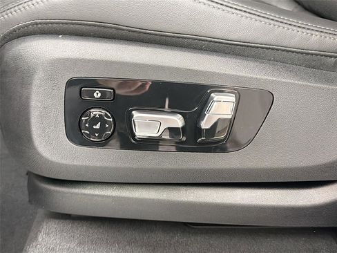 New 2026 BMW X5 xDrive40i w/ M Sport Package AWD/4WD image 19