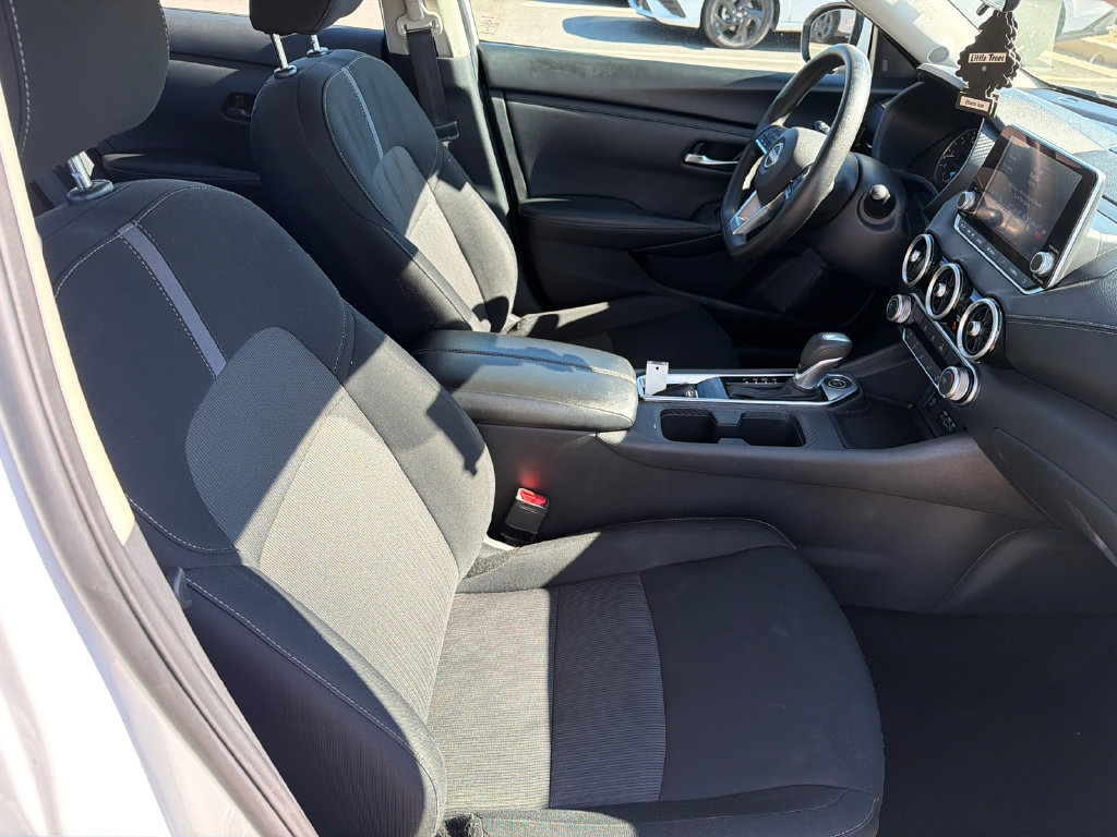 Used 2024 Nissan Sentra SV FWD image 12
