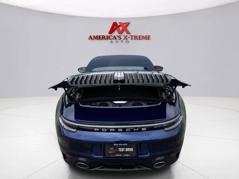 Used 2024 Porsche 911 Carrera RWD image 41