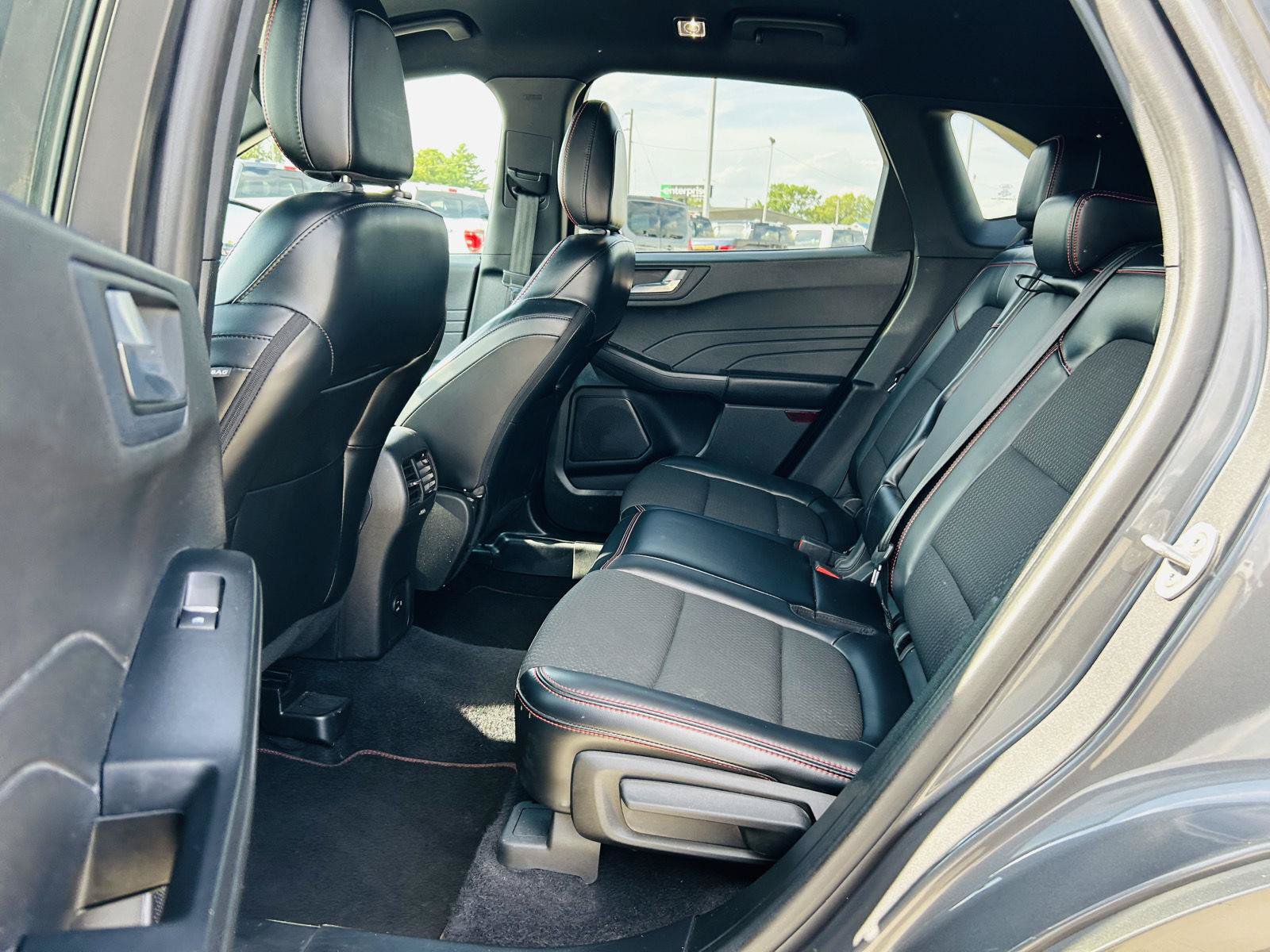 Used 2023 Ford Escape ST-Line FWD image 25