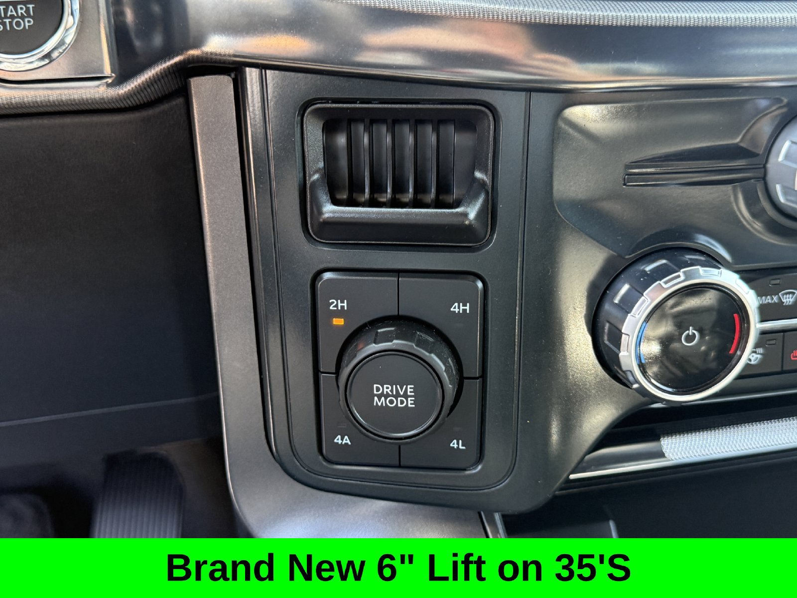 Used 2025 Ford F150 Lariat w/ Equipment Group 501A Mid AWD/4WD image 28