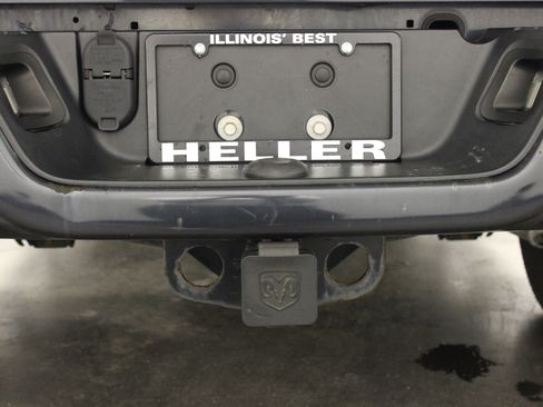 Used 2019 RAM 1500 Express image 13