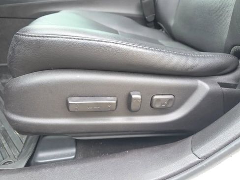 Used 2018 Acura RDX AWD w/ Advance Package image 17