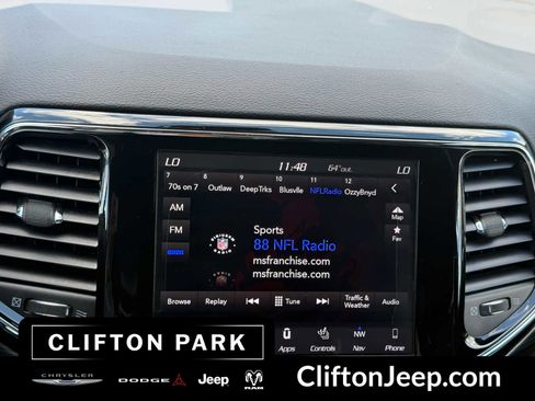 Certified 2019 Jeep Grand Cherokee Altitude AWD/4WD image 21