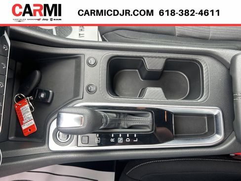 Used 2022 Nissan Sentra SV FWD image 28