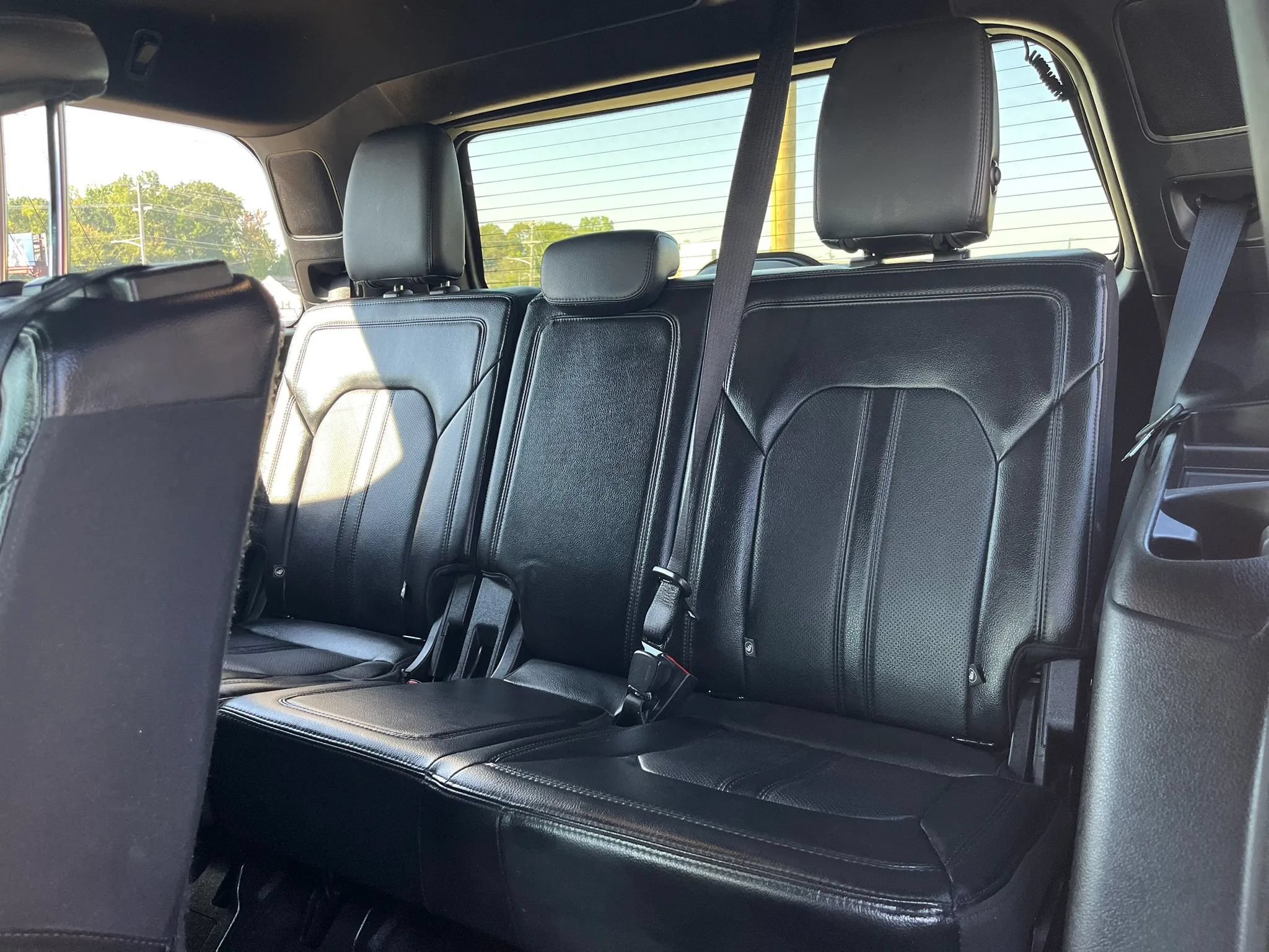 Used 2021 Ford Expedition Limited RWD image 16