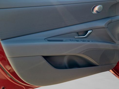 New 2026 Hyundai Elantra SE FWD image 27