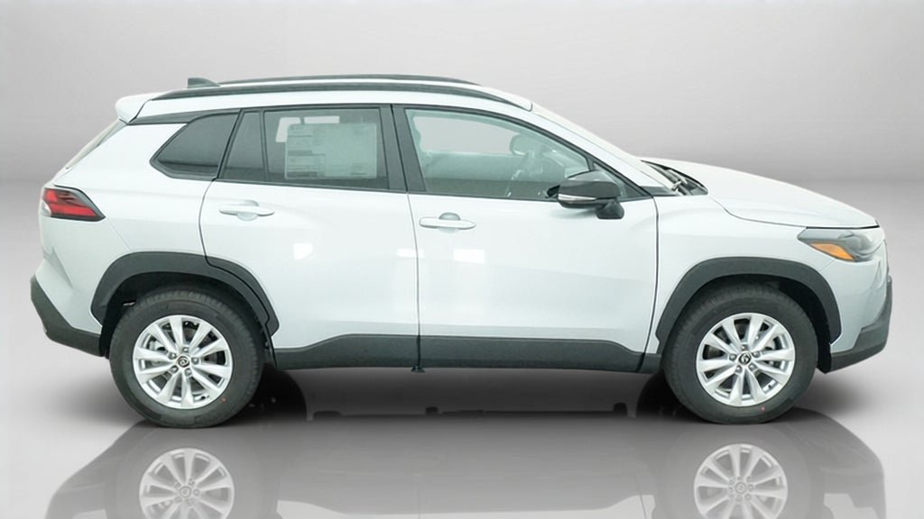 New 2026 Toyota Corolla Cross LE FWD image 11