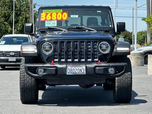 Used 2022 Jeep Gladiator Rubicon w/ LED Lighting Group AWD/4WD image 9