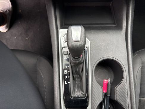 Used 2025 Nissan Altima 2.5 SV FWD image 10