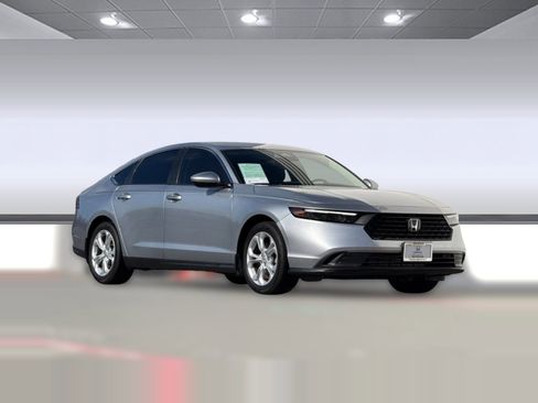 Certified 2024 Honda Accord LX image 7