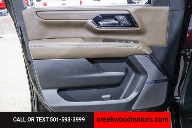 Used 2025 GMC Yukon Denali Ultimate AWD/4WD image 42