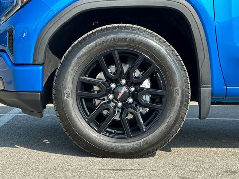 Used 2024 GMC Sierra 1500 Elevation image 38