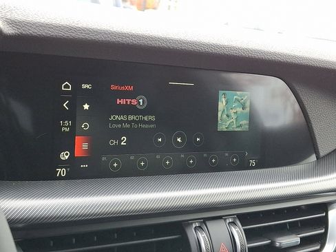 New 2025 Alfa Romeo Stelvio Sprint w/ Convenience Package image 16