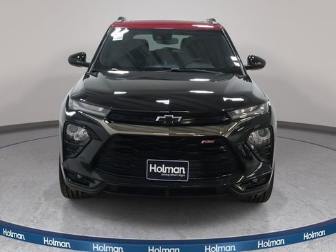 Used 2021 Chevrolet TrailBlazer RS w/ Sun and Liftgate Package image 3